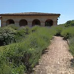 Villa Liliana, Exclusive
