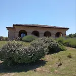Liliana, Exclusive * Monte Rinaldo