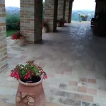 Liliana, Exclusive * Monte Rinaldo