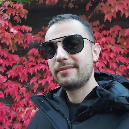 Liliana, Exclusive Monte Rinaldo