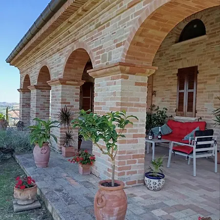 Villa Liliana, Exclusive Monte Rinaldo