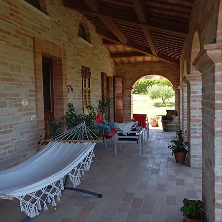 Liliana, Exclusive Monte Rinaldo