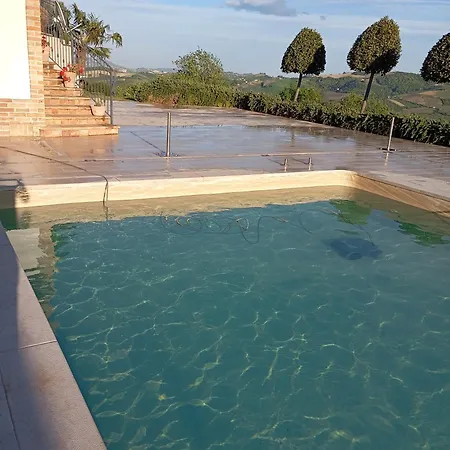 Villa Liliana, Exclusive