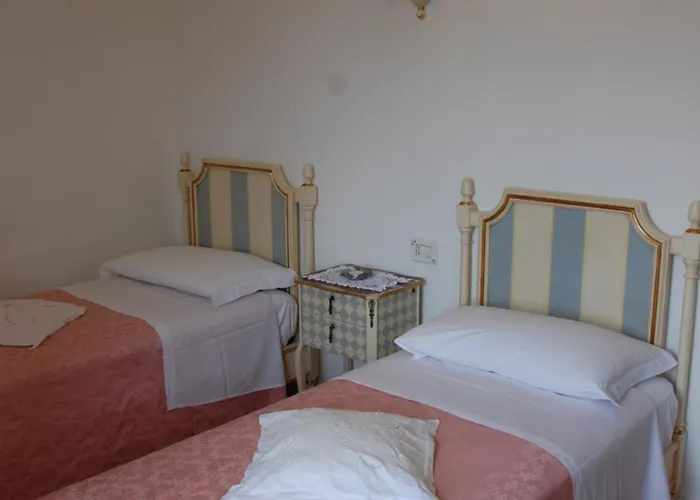 Villa Liliana, Exclusive Monte Rinaldo