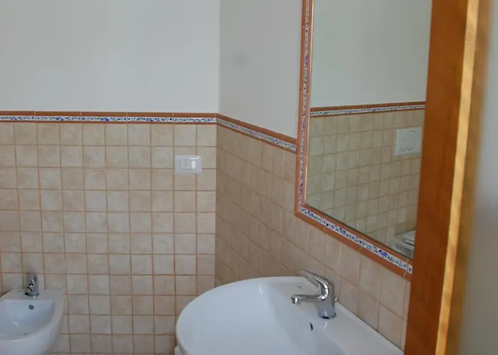 Liliana, Exclusive *