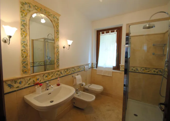 Villa Liliana, Exclusive Monte Rinaldo