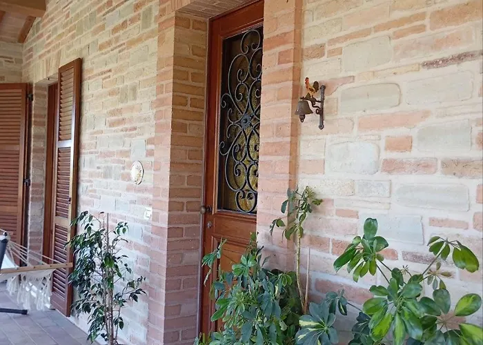 Liliana, Exclusive Monte Rinaldo