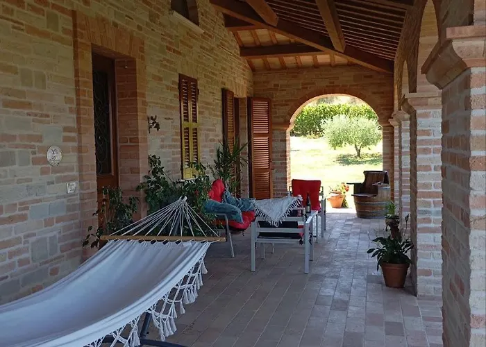 Liliana, Exclusive Monte Rinaldo