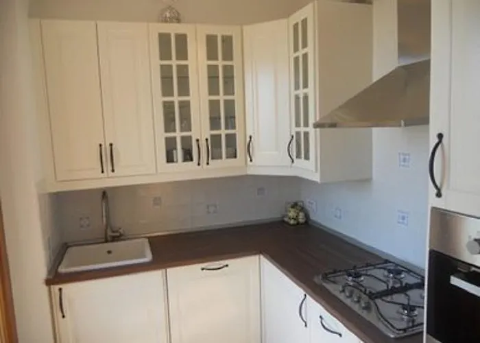 Villa Liliana, Exclusive Monte Rinaldo